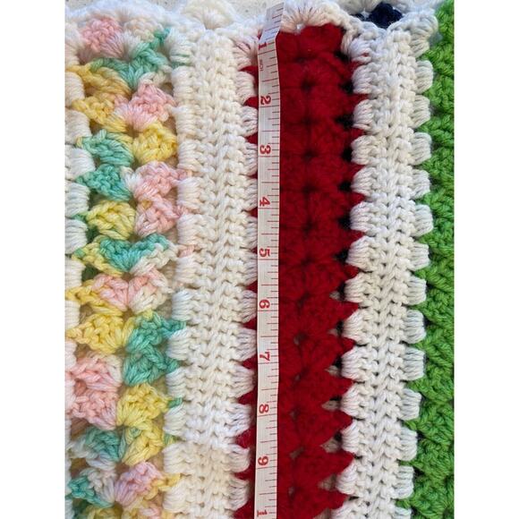 Crocheted Blanket/Throw in Multicolor Hand Made - Picture 6 of 11